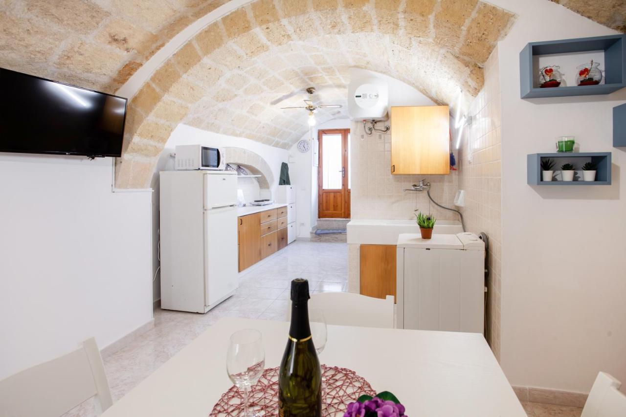 Monopoli Heartbeat - Apartment 200M From Sea 外观 照片